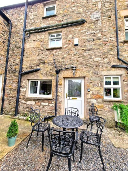 Holly Tree Cottage - Central Kirkby Lonsdale 3 Bedroom Eksteriør billede